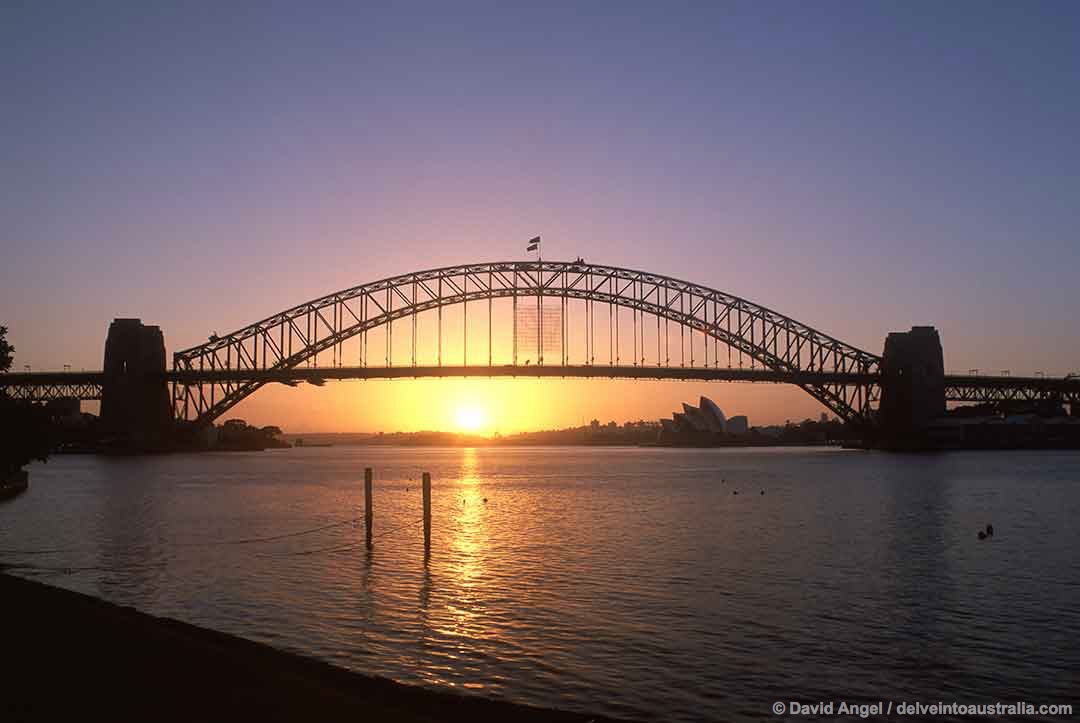 Image of Sydney Harbour Bridge at sunrise